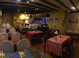 Restaurants & Cafes